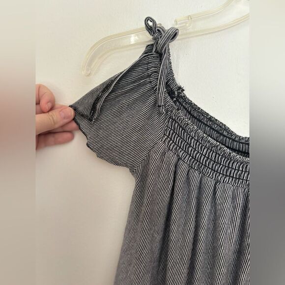 American Eagle black and white stripe soft & sexy t with sleeve detail size XS - Picture 6 of 11